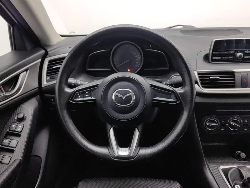 Mazda 3 Axela — фото 11