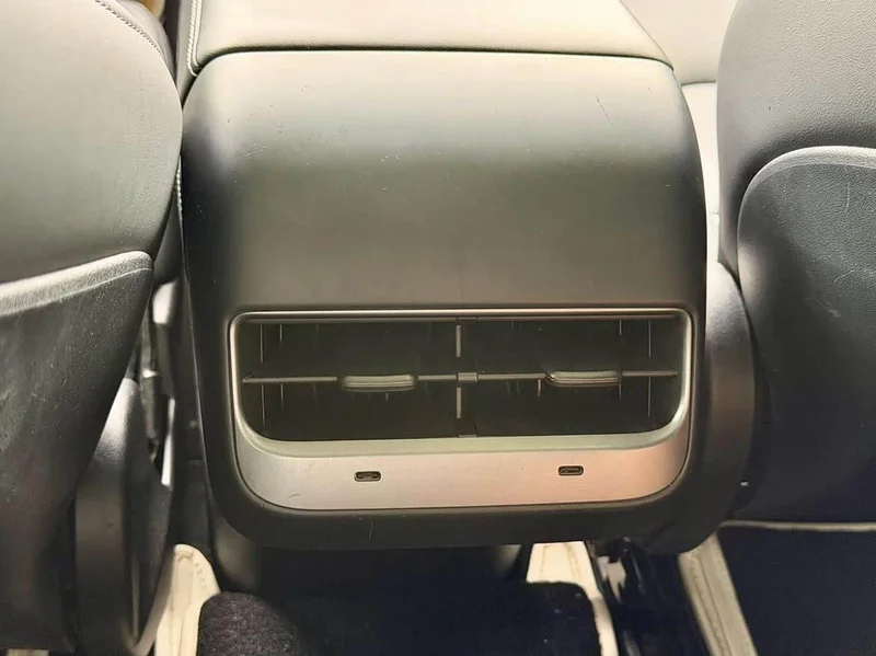 Tesla Model 3 — фото 18