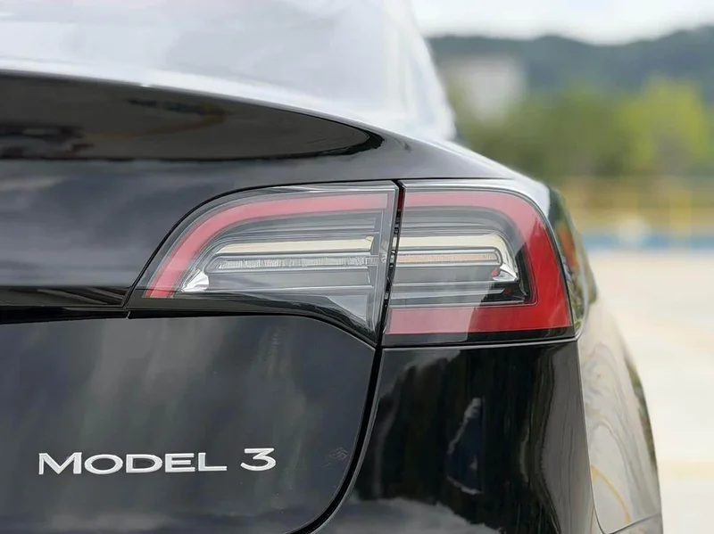 Tesla Model 3 — фото 22