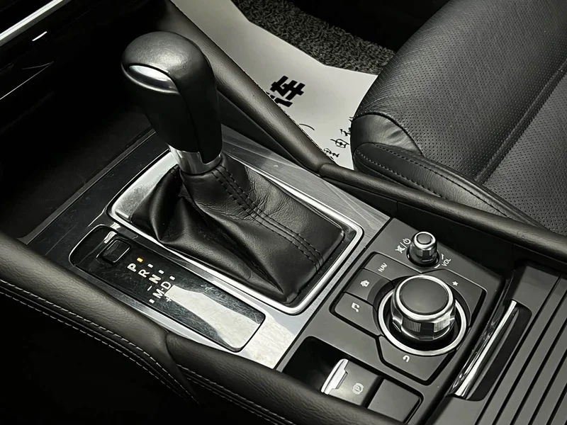 Mazda Atenza — фото 30