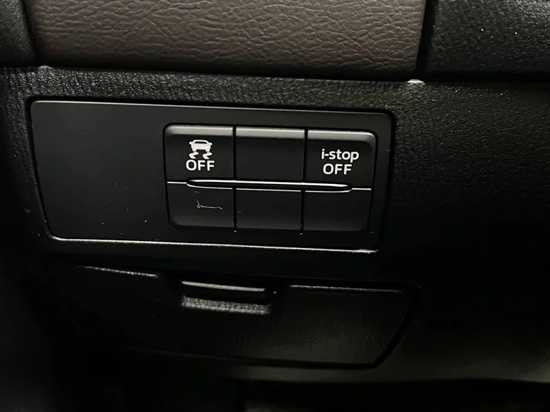 Mazda Atenza — фото 33