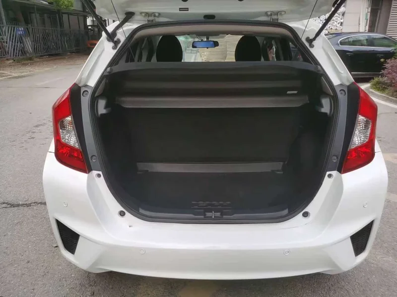 Honda Fit — фото 11