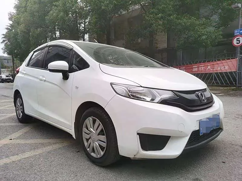 Honda Fit — фото 3