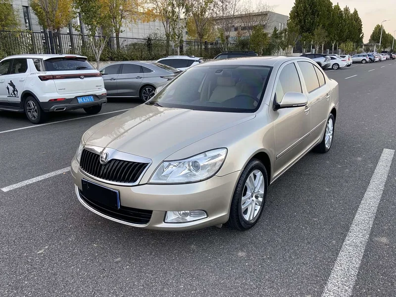 Volkswagen Octavia — фото 1