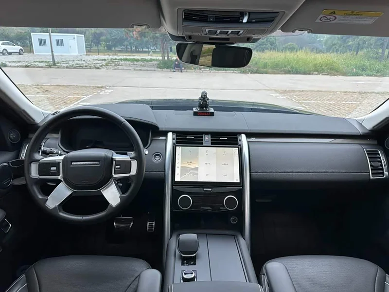 Land Rover Discovery — фото 11