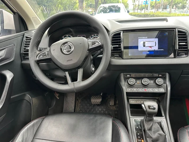 Skoda Karoq — фото 10