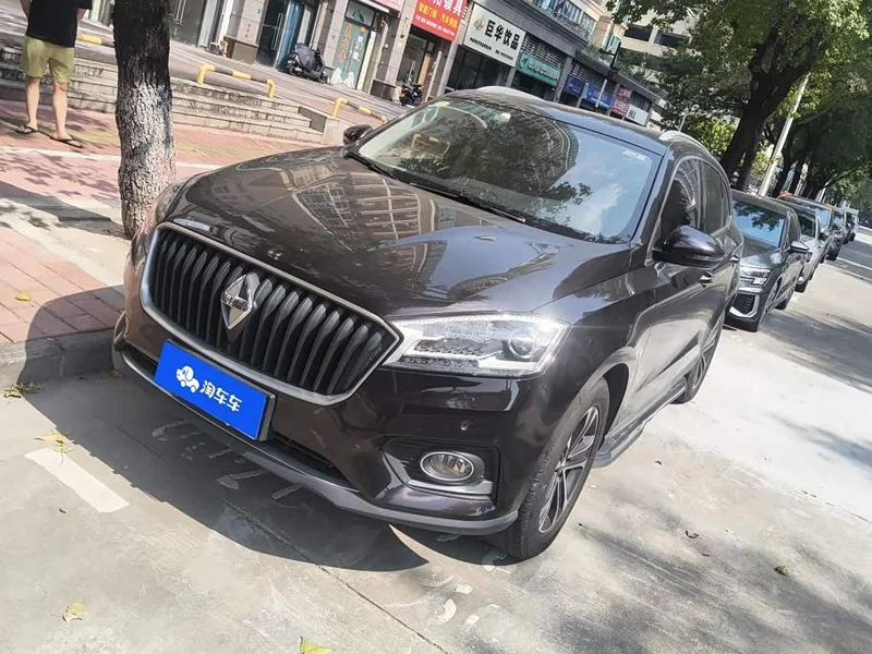 Borgward BX7 — фото 1