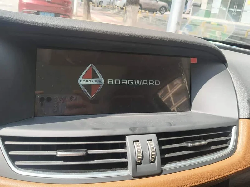 Borgward BX7 — фото 13