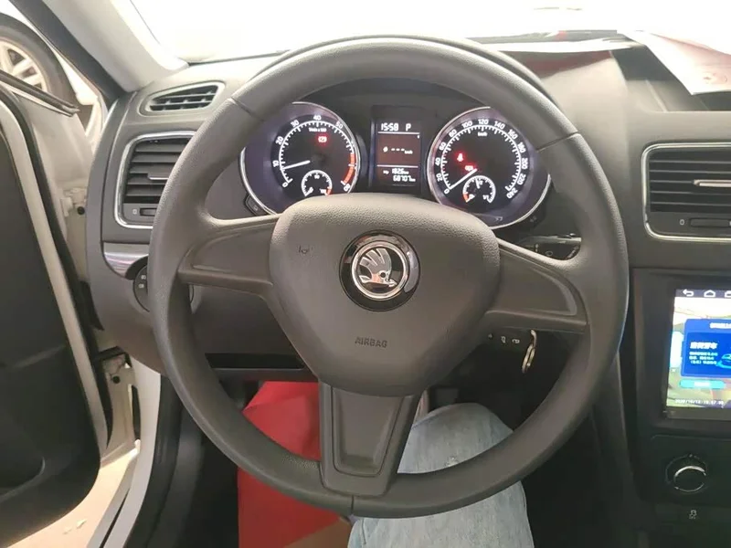 Skoda Yeti — фото 15