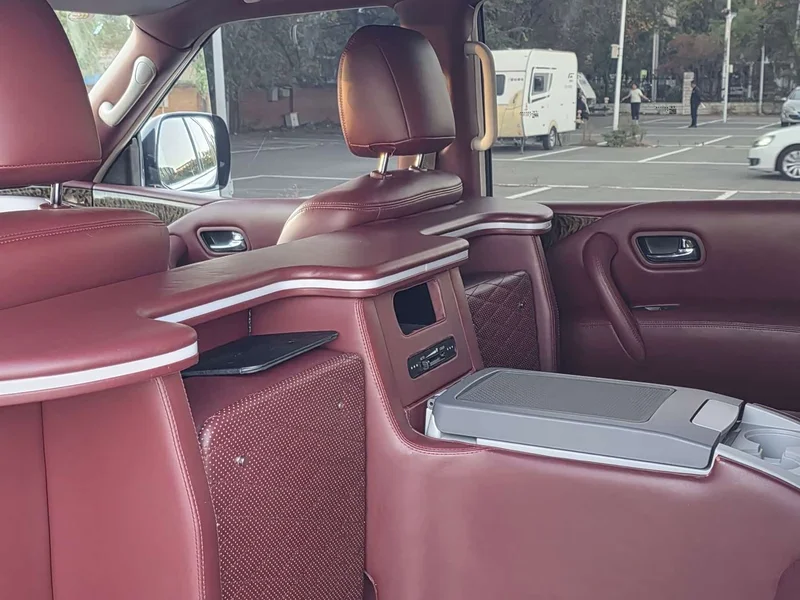 Nissan Patrol — фото 13
