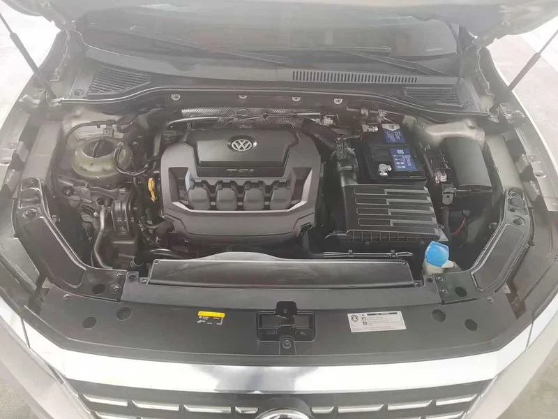 Volkswagen Passat — фото 12