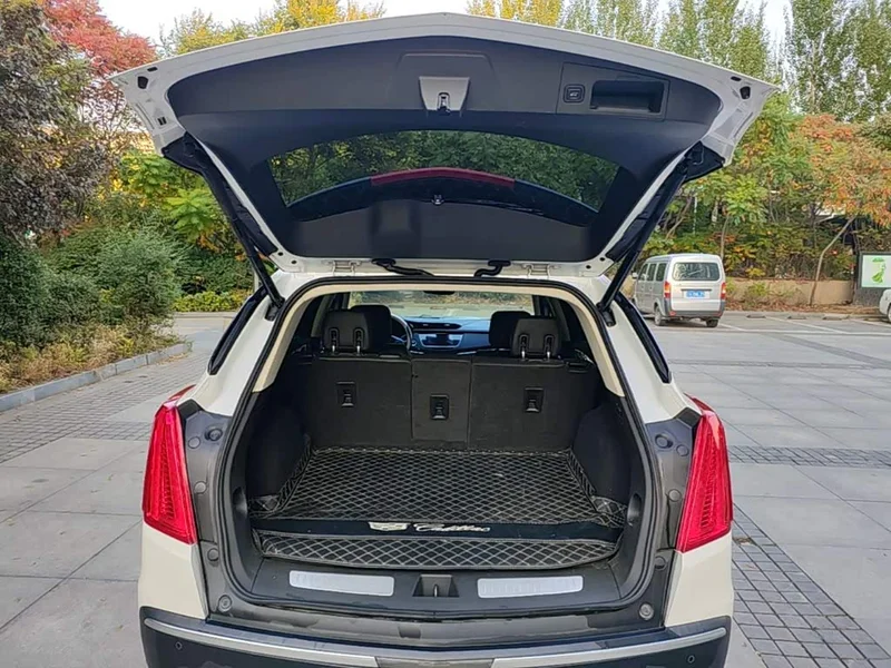 Cadillac XT5 — фото 15
