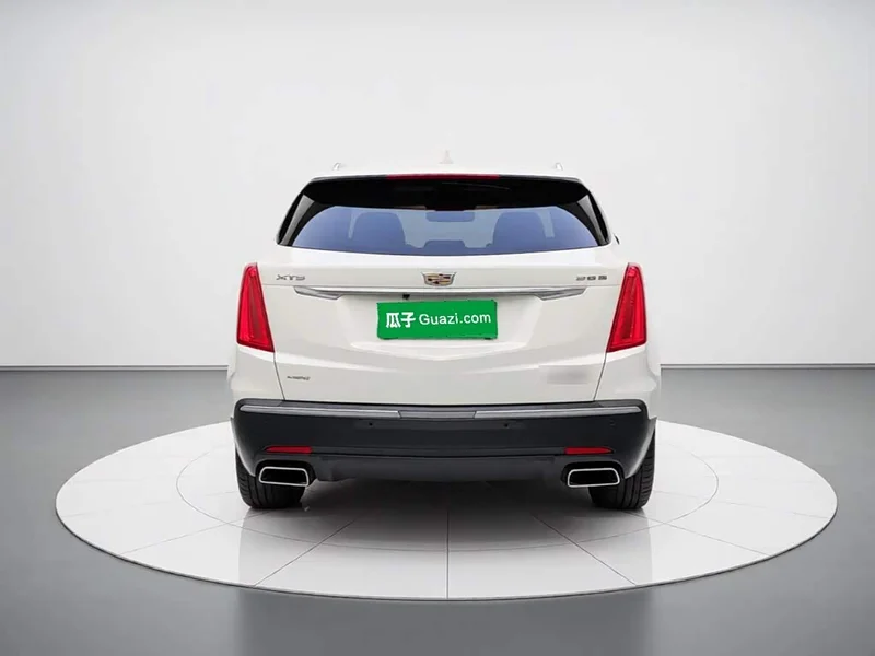 Cadillac XT5 — фото 3