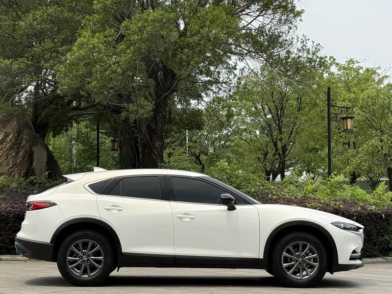Mazda CX-4 — фото 4