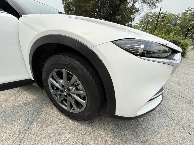 Mazda CX-4 — фото 8