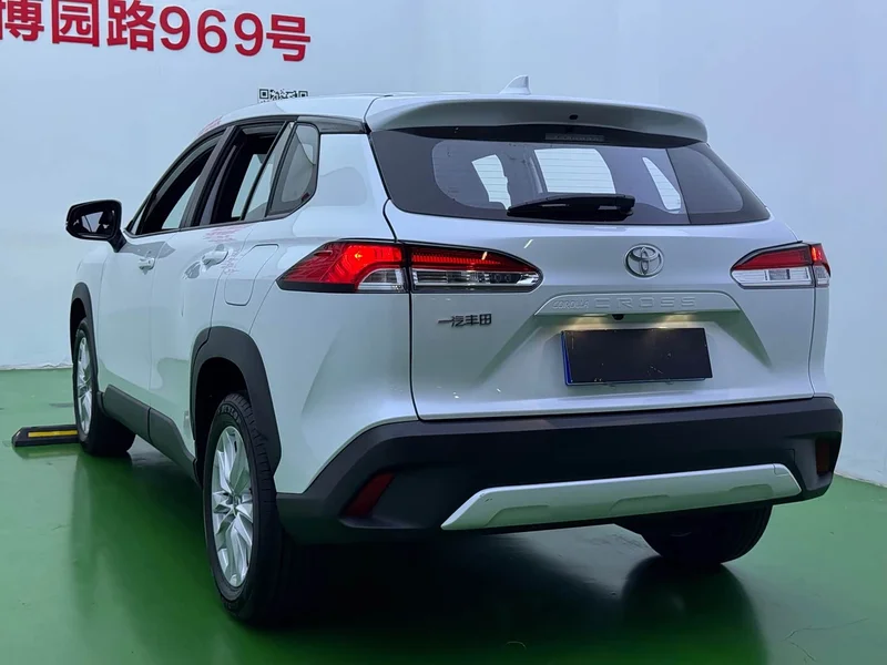 Toyota Corolla Cross — фото 26