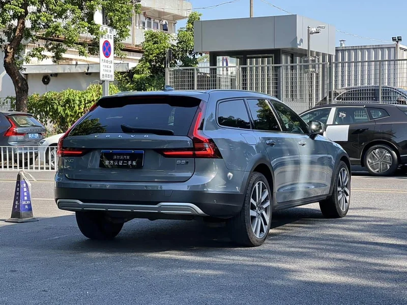 Volvo V90 — фото 3
