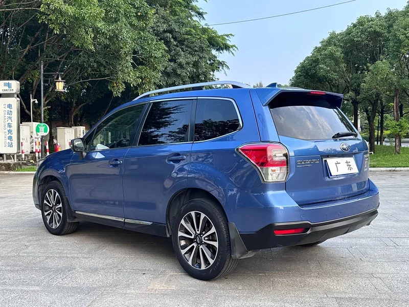 Subaru Forester — фото 9