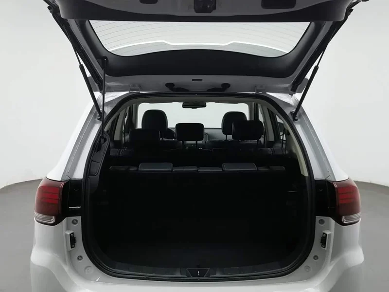 Mitsubishi Outlander — фото 16
