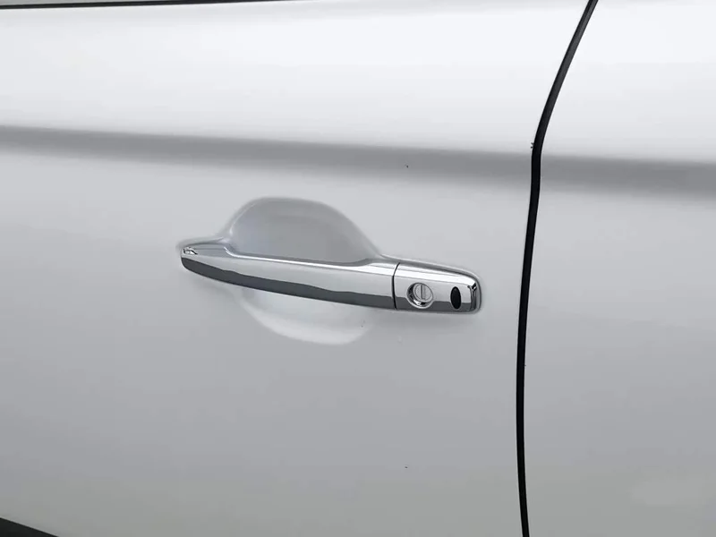 Mitsubishi Outlander — фото 18