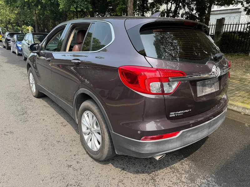 Buick Envision Plus — фото 5