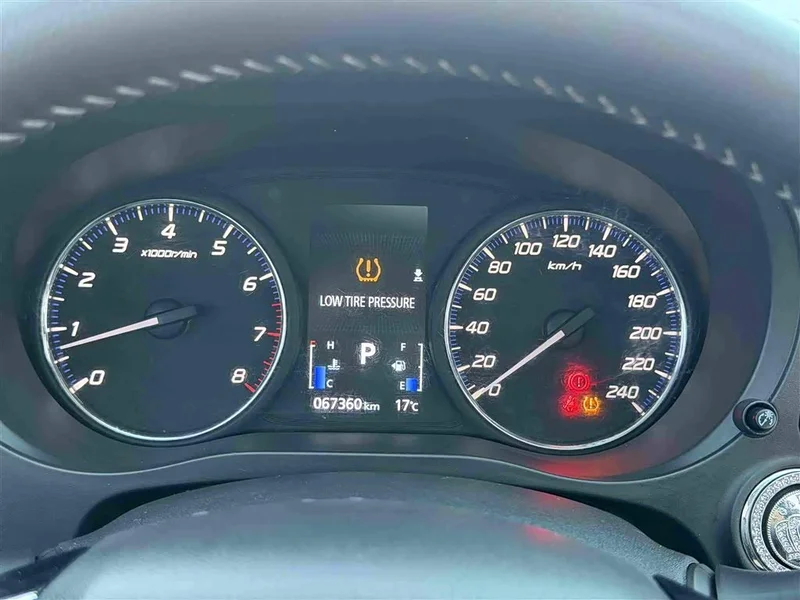 Mitsubishi Outlander — фото 17
