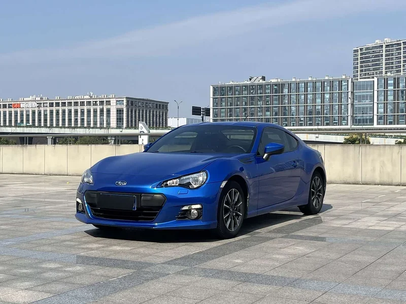 Subaru BRZ — фото 1