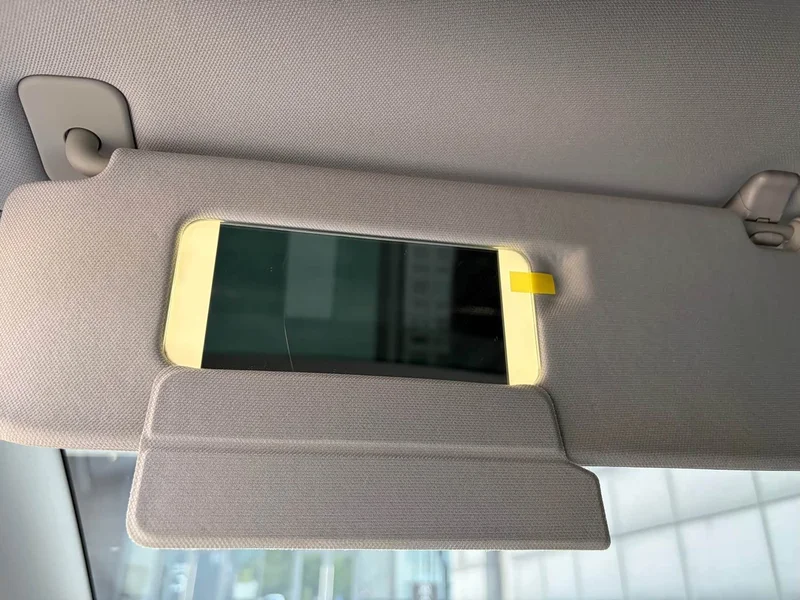 Tesla Model 3 — фото 14