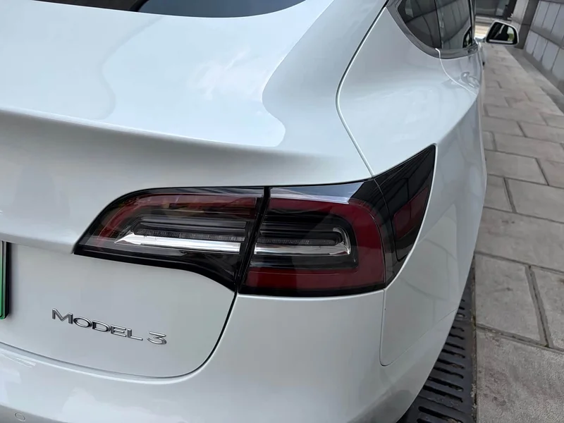 Tesla Model 3 — фото 26