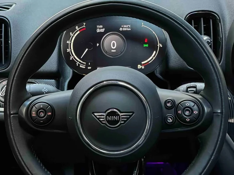 MINI COUNTRYMAN — фото 16