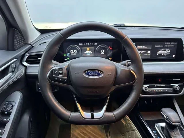 Ford Escort — фото 11