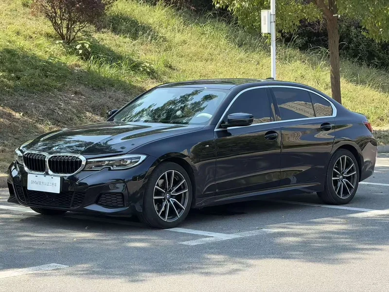 BMW 3-Series — фото 1