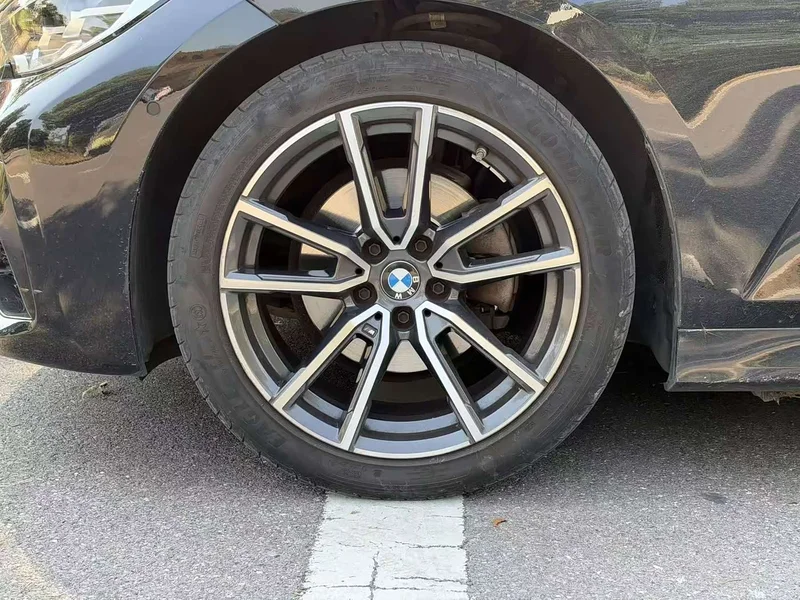 BMW 3-Series — фото 13