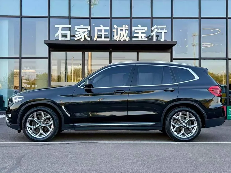 BMW X3 — фото 13