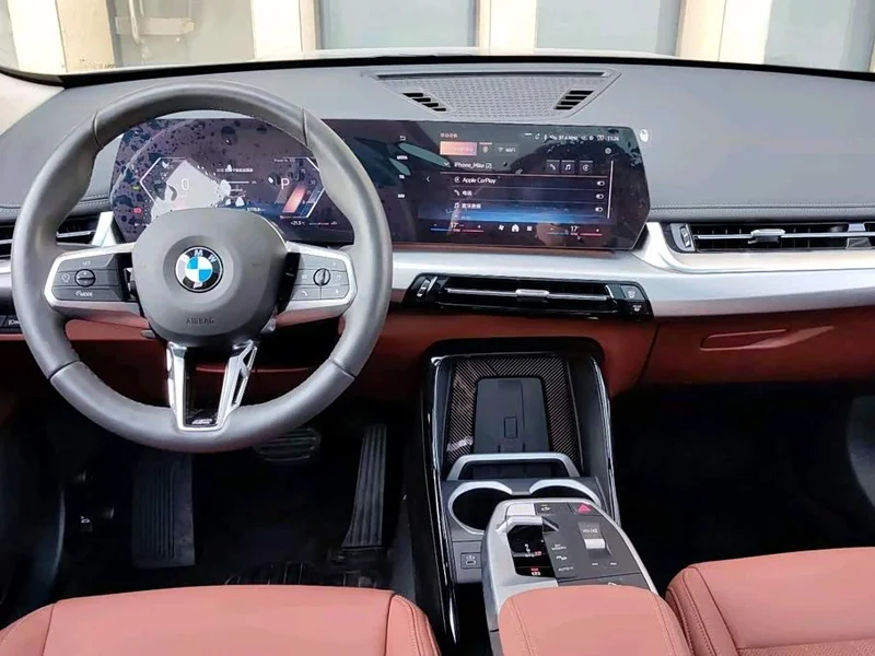 BMW X1 — фото 11