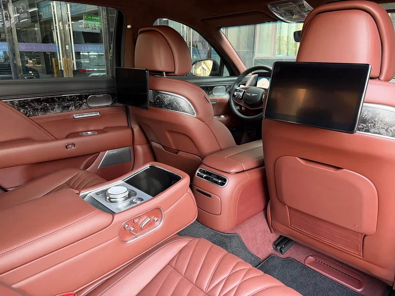 Genesis G90 — фото 16