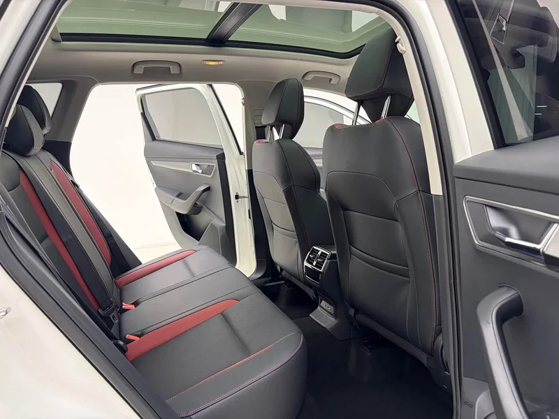 Skoda Karoq — фото 17