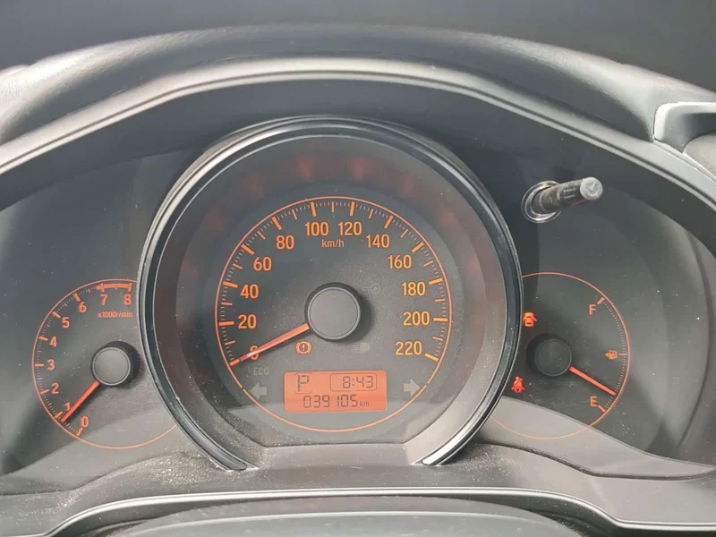 Honda Fit — фото 13
