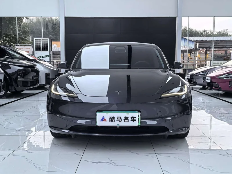 Tesla Model 3 — фото 2