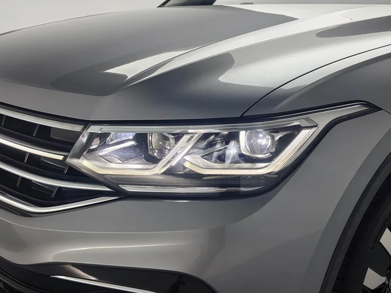 Volkswagen Tiguan L — фото 15