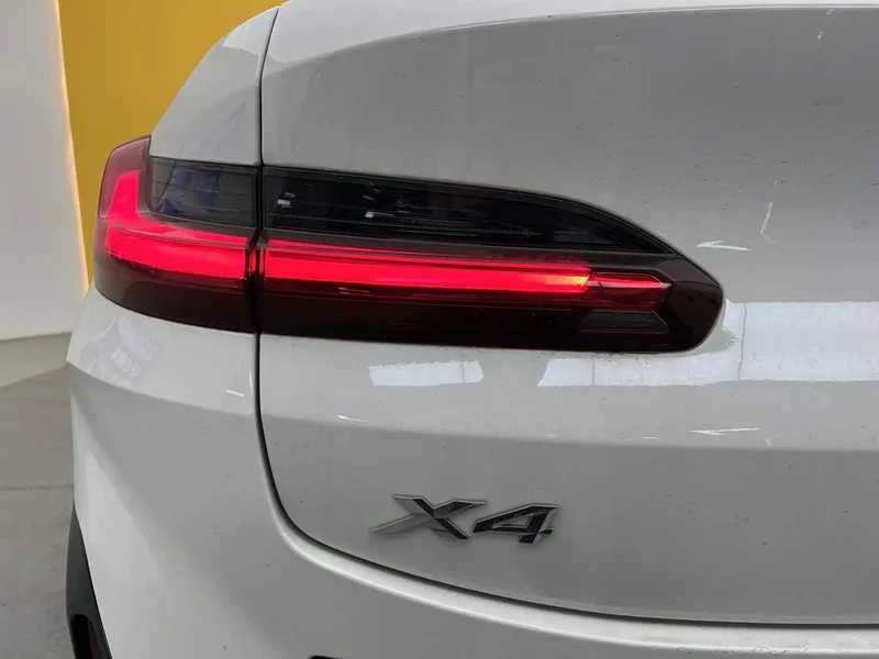 BMW X4 — фото 9