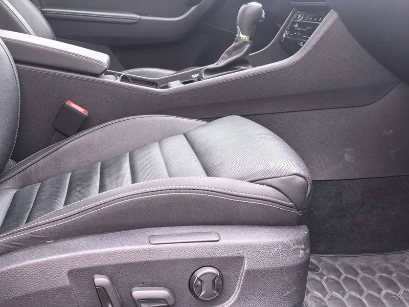 Skoda Superb — фото 11