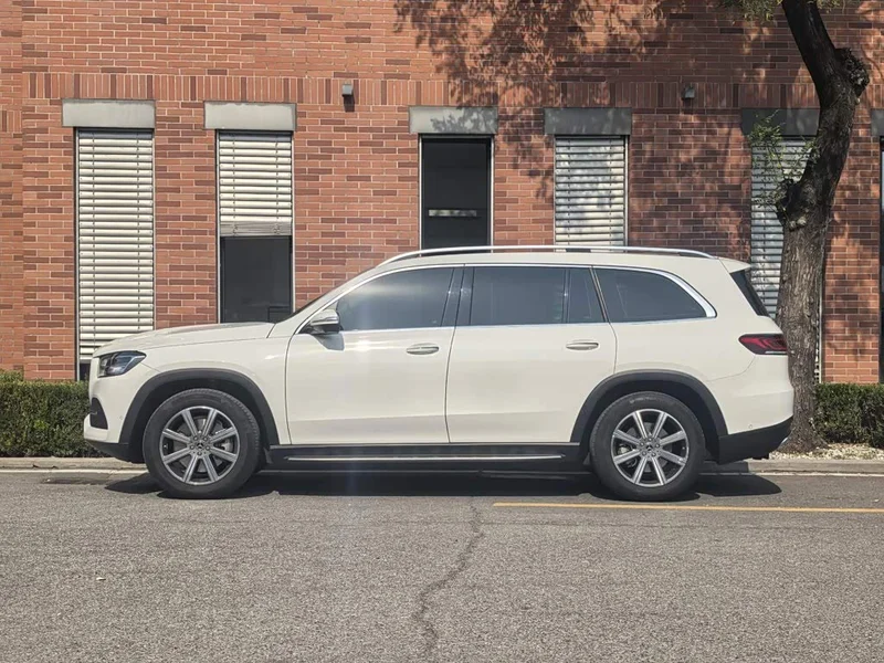 Mercedes-Benz GLS — фото 11