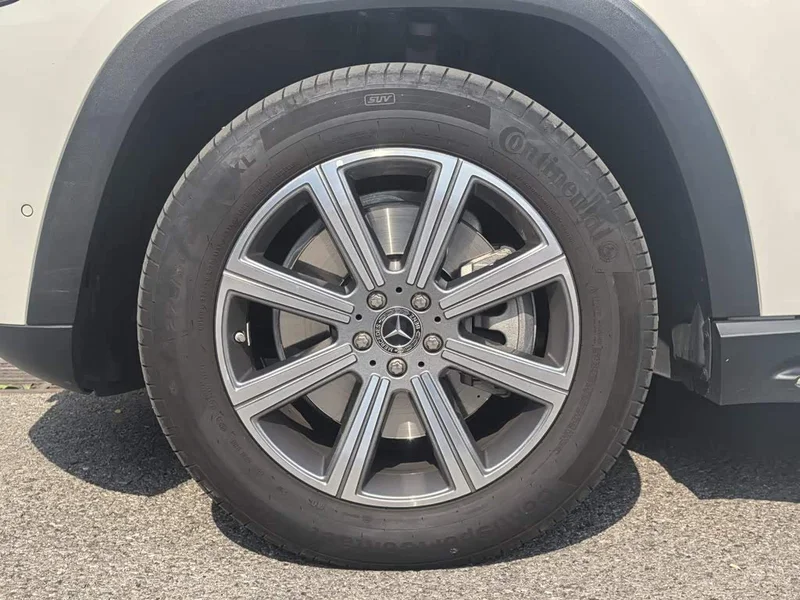 Mercedes-Benz GLS — фото 13
