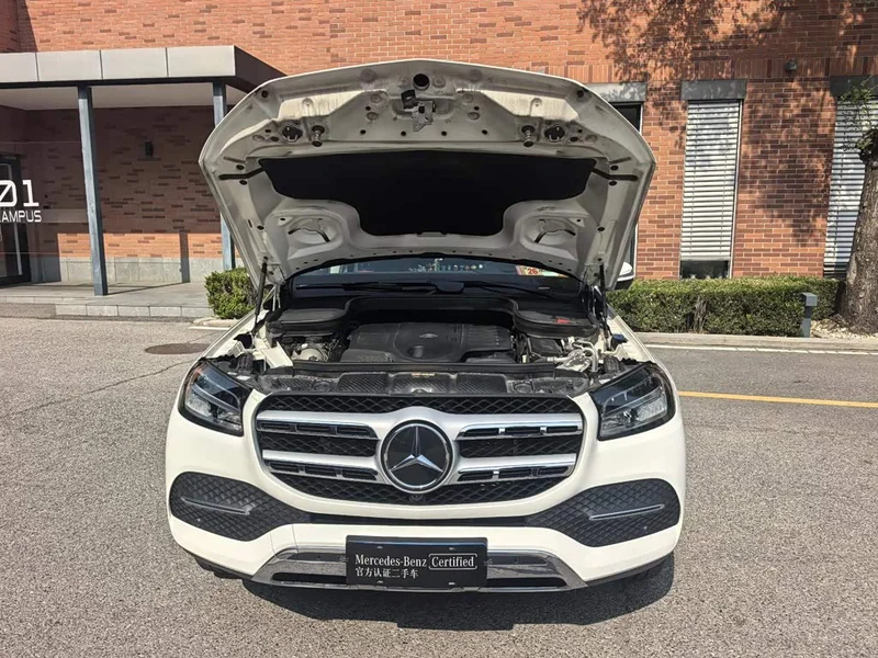 Mercedes-Benz GLS — фото 9