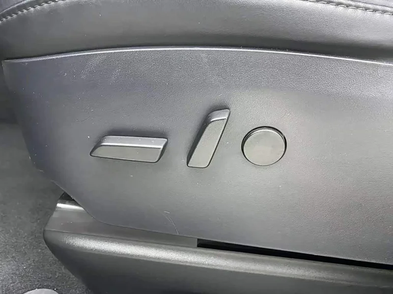 Tesla Model X — фото 19
