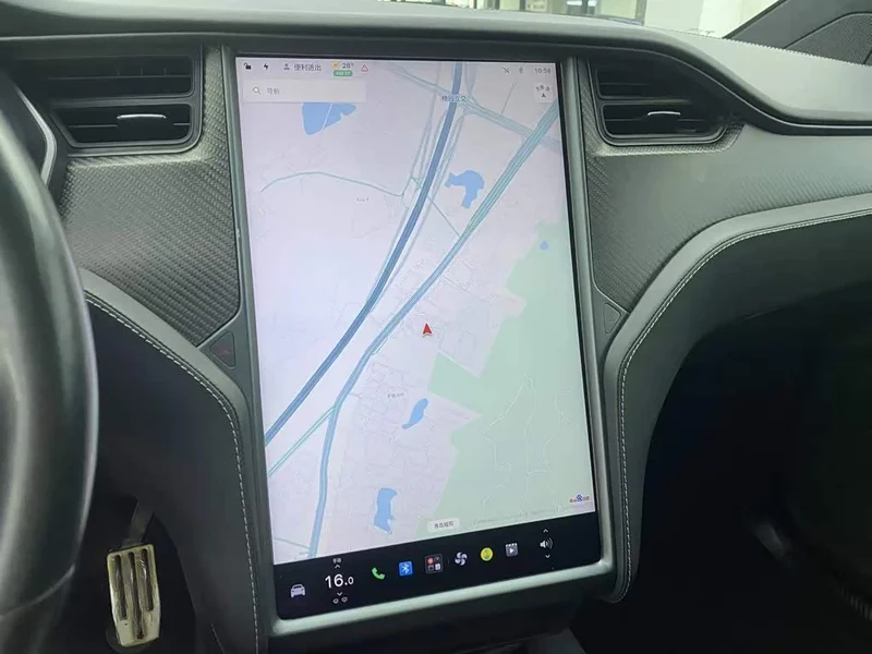 Tesla Model X — фото 31