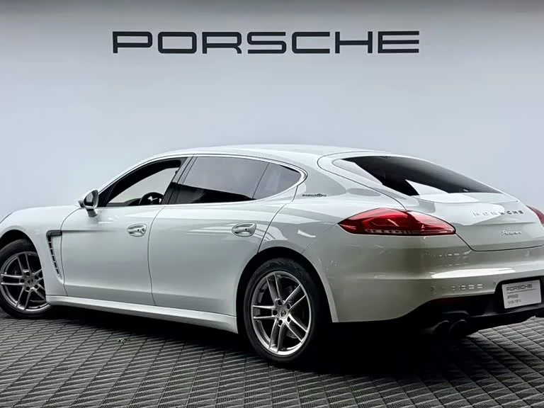 Porsche Panamera — фото 5