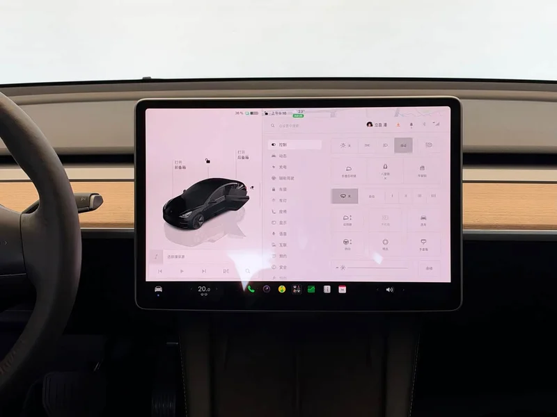 Tesla Model 3 — фото 16