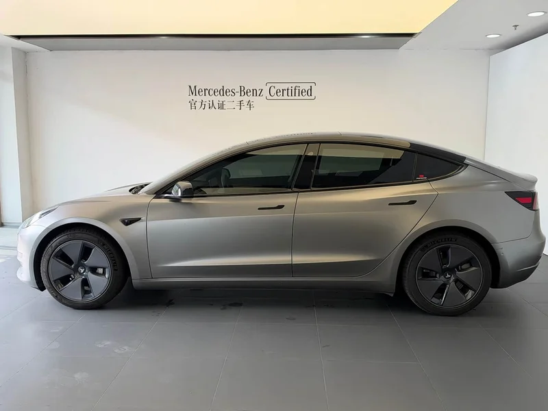 Tesla Model 3 — фото 2